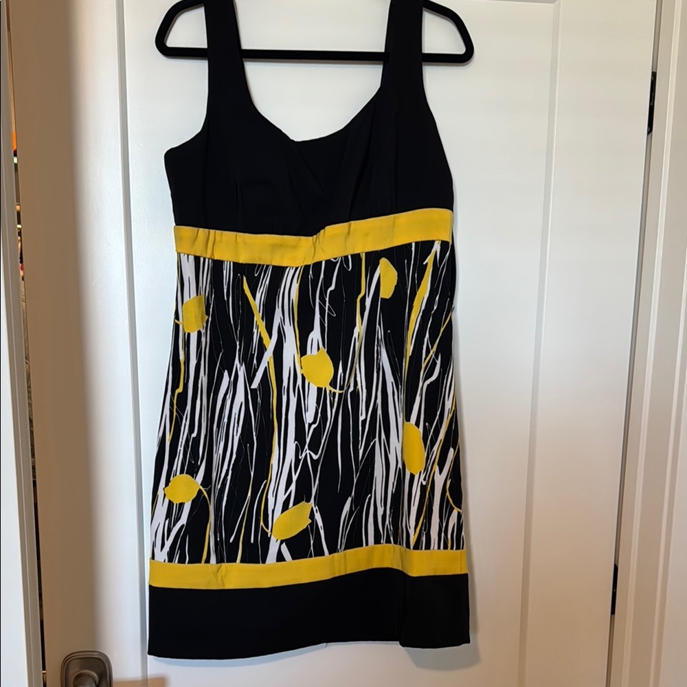 Ronni Nicole black and yellow dress